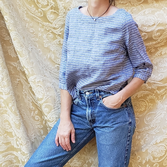 Linen Blouse - Tahari. Striped linen top - Picture 3 of 10